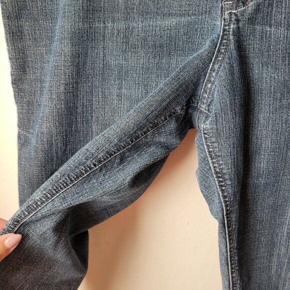 Riders by Lee Plus Size Dark Wash Capri Jeans - Picture 4 of 8